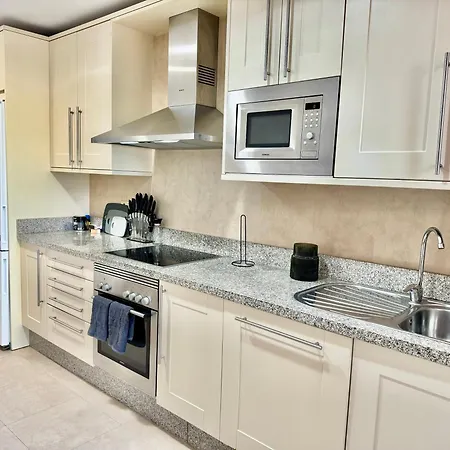 Piso De Lujo Totalmente Equipado A Estrenar 6 Apartament Estepona
